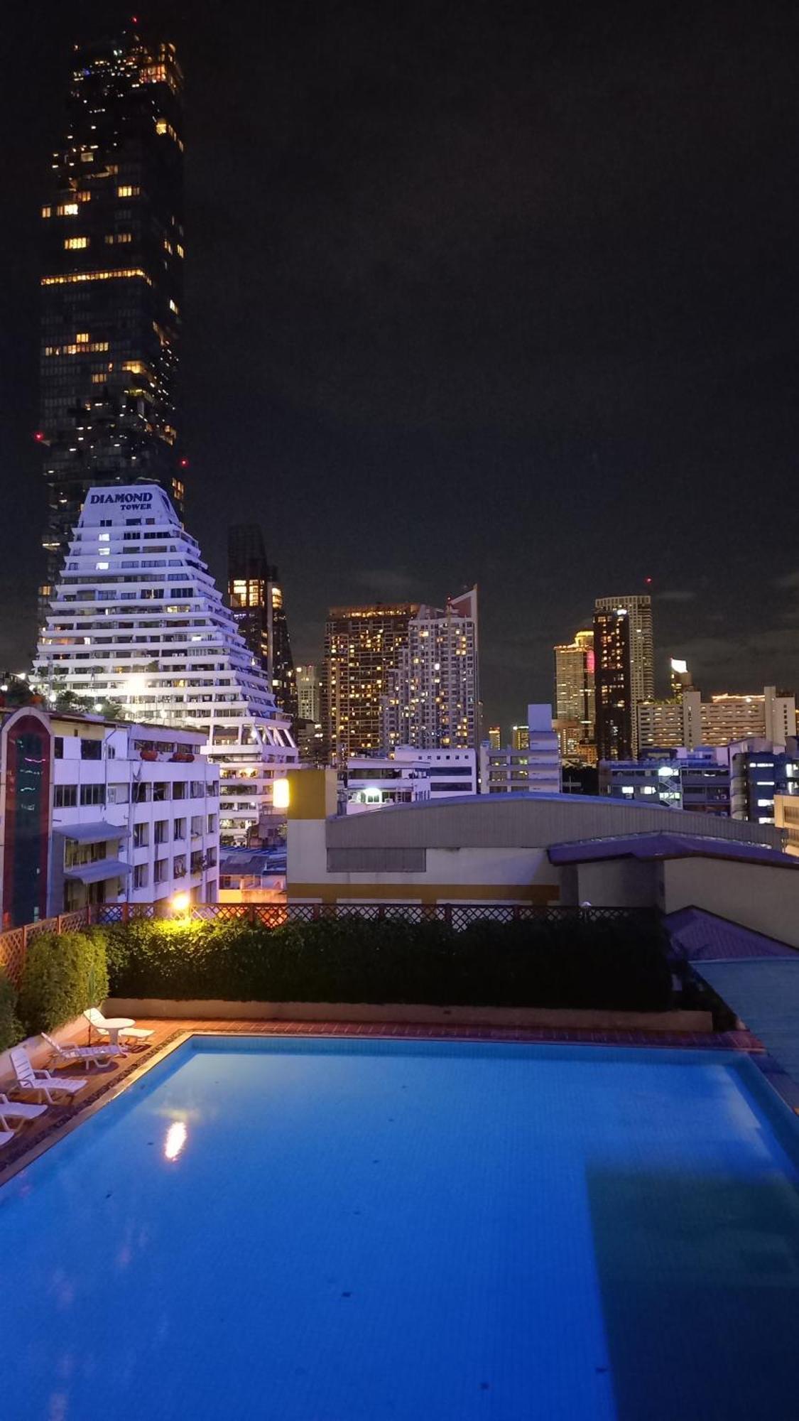 Panoramic City View Room At Silom Bangkok Dış mekan fotoğraf